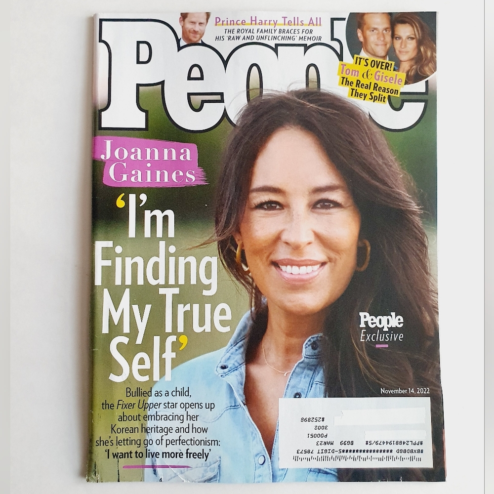 People Magazine November 14, 2022 Joanna Gaines People Exclusive - Prince Harry.